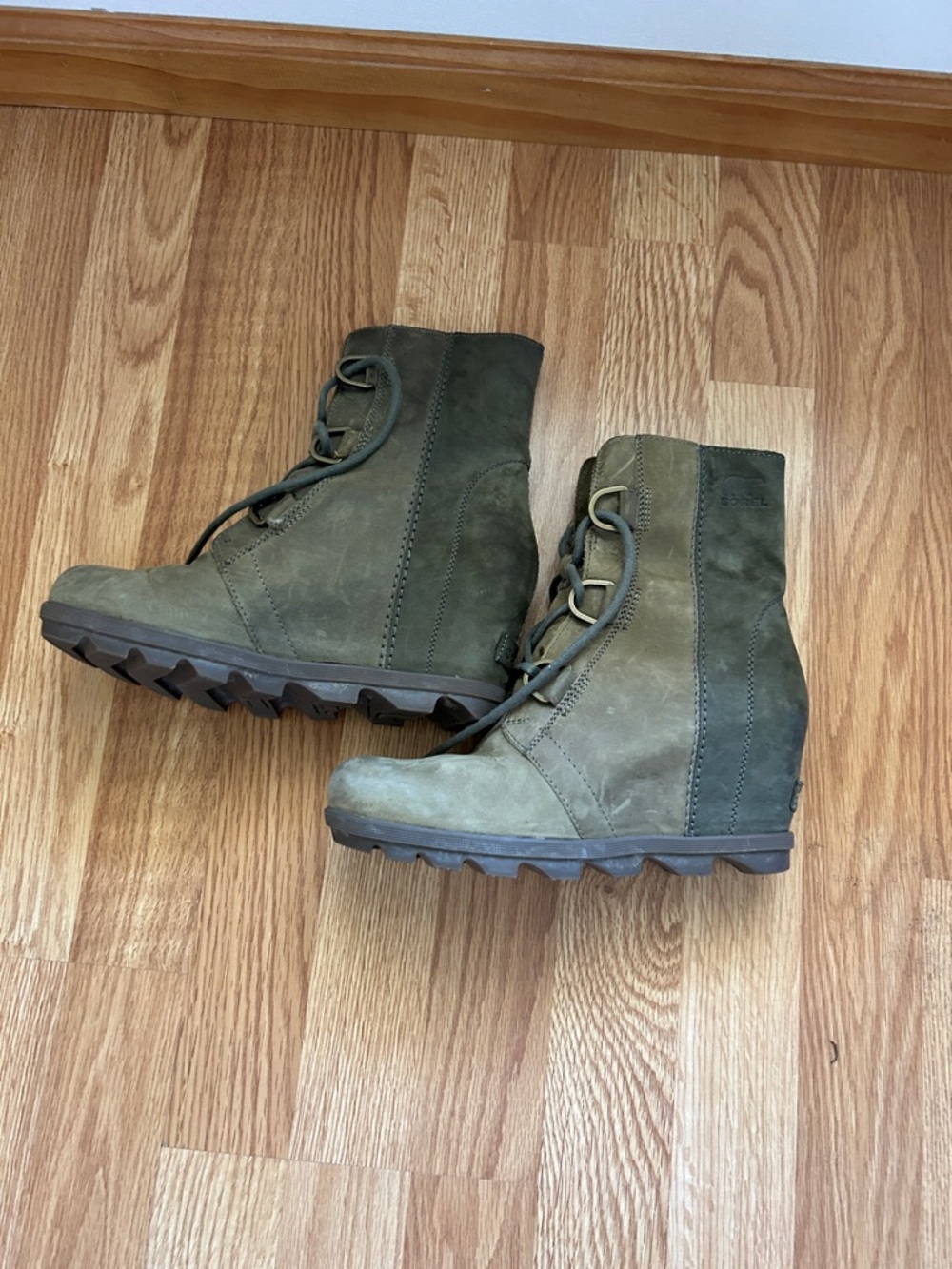 Sorel Olive Green Combat Moto Boots
